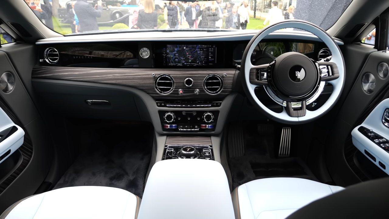 Rolls-Royce Spectre EV 2023 Review: Stylish First Effort
